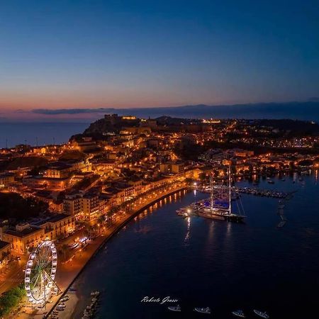 Harbor Elegance Estate Hotel Milazzo Exterior foto